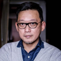 亚洲成人高清